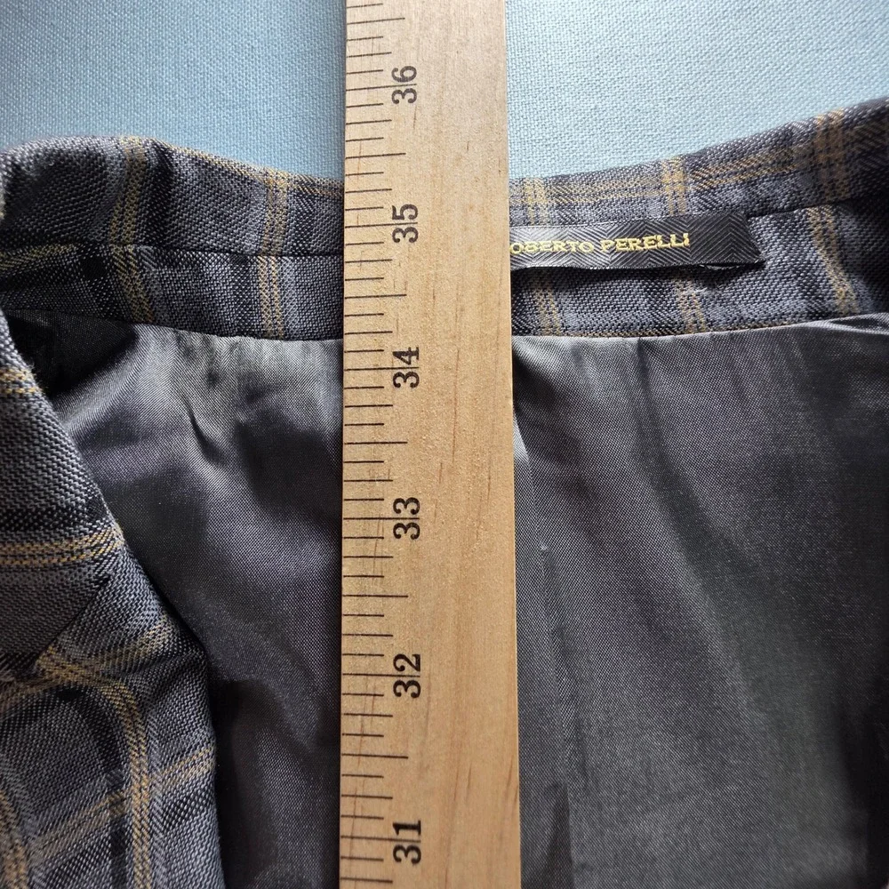 Roberto Perelli Mens Grey Plaid Two Button Blazer Sport Coat Jacket